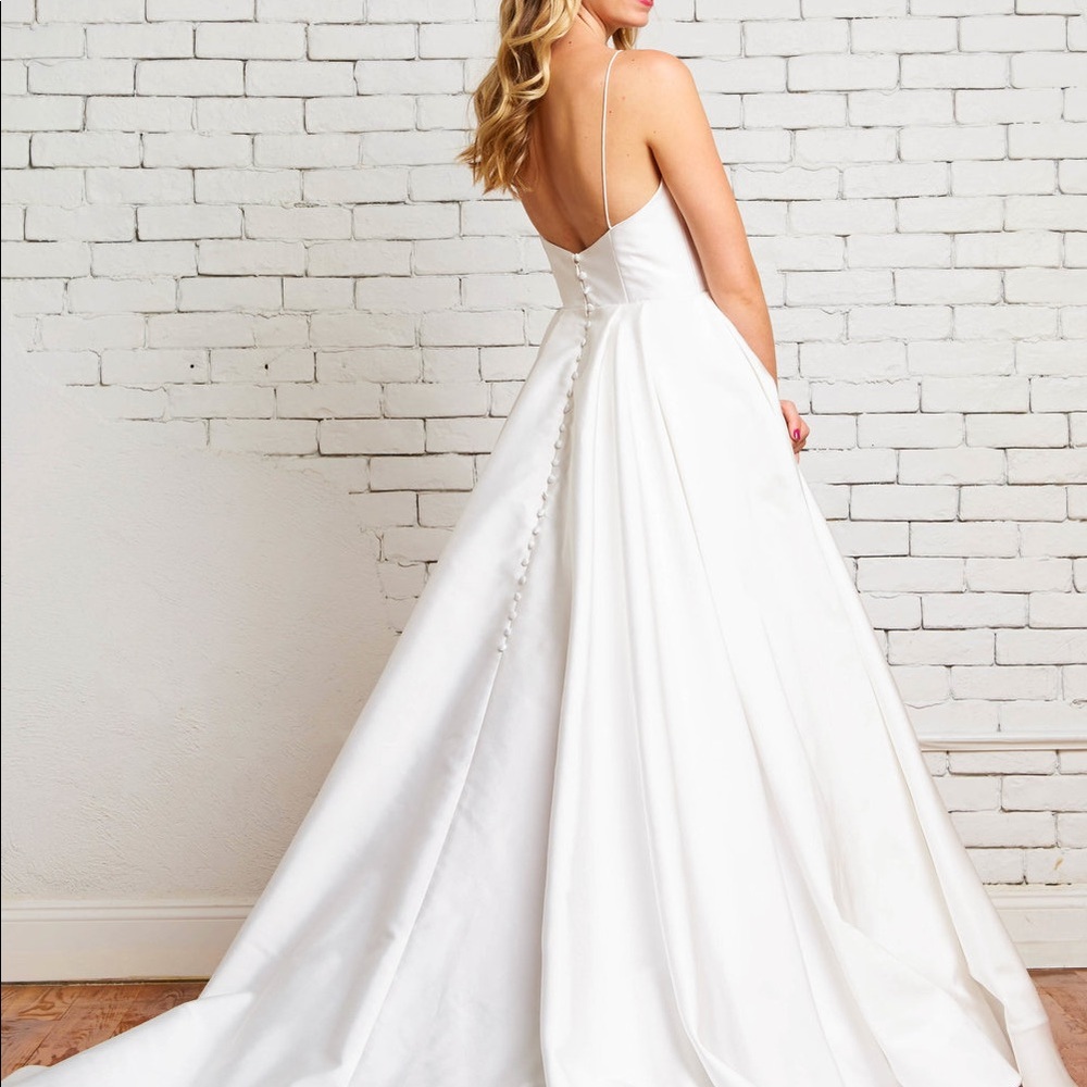Wedding dress - Reese Rebecca Schoneveld